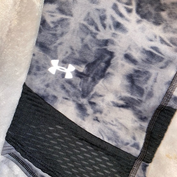 Under armor leggings - Picture 3 of 4